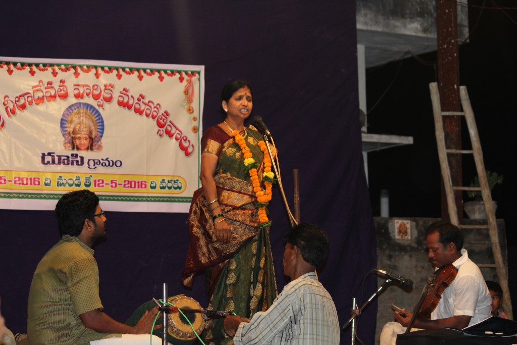Smt D.Rajeswari performing Harikatha folk art form